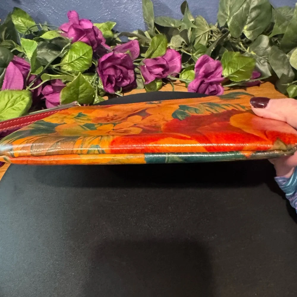 Patricia Nash Cassini Floral Leather Wristlet - Picture 5 of 8